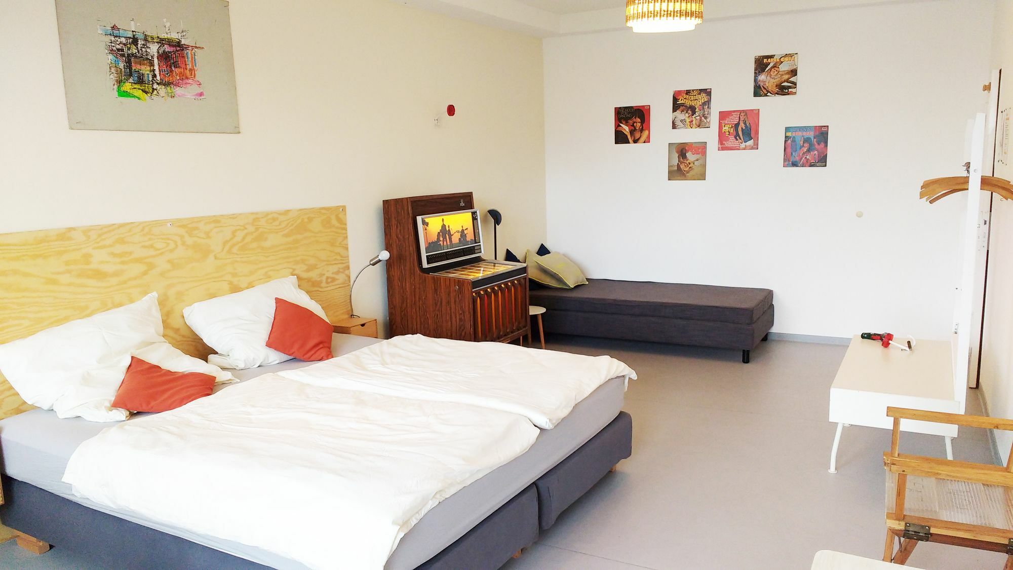 Hotel M I N I T E L Berlin Zewnętrze zdjęcie